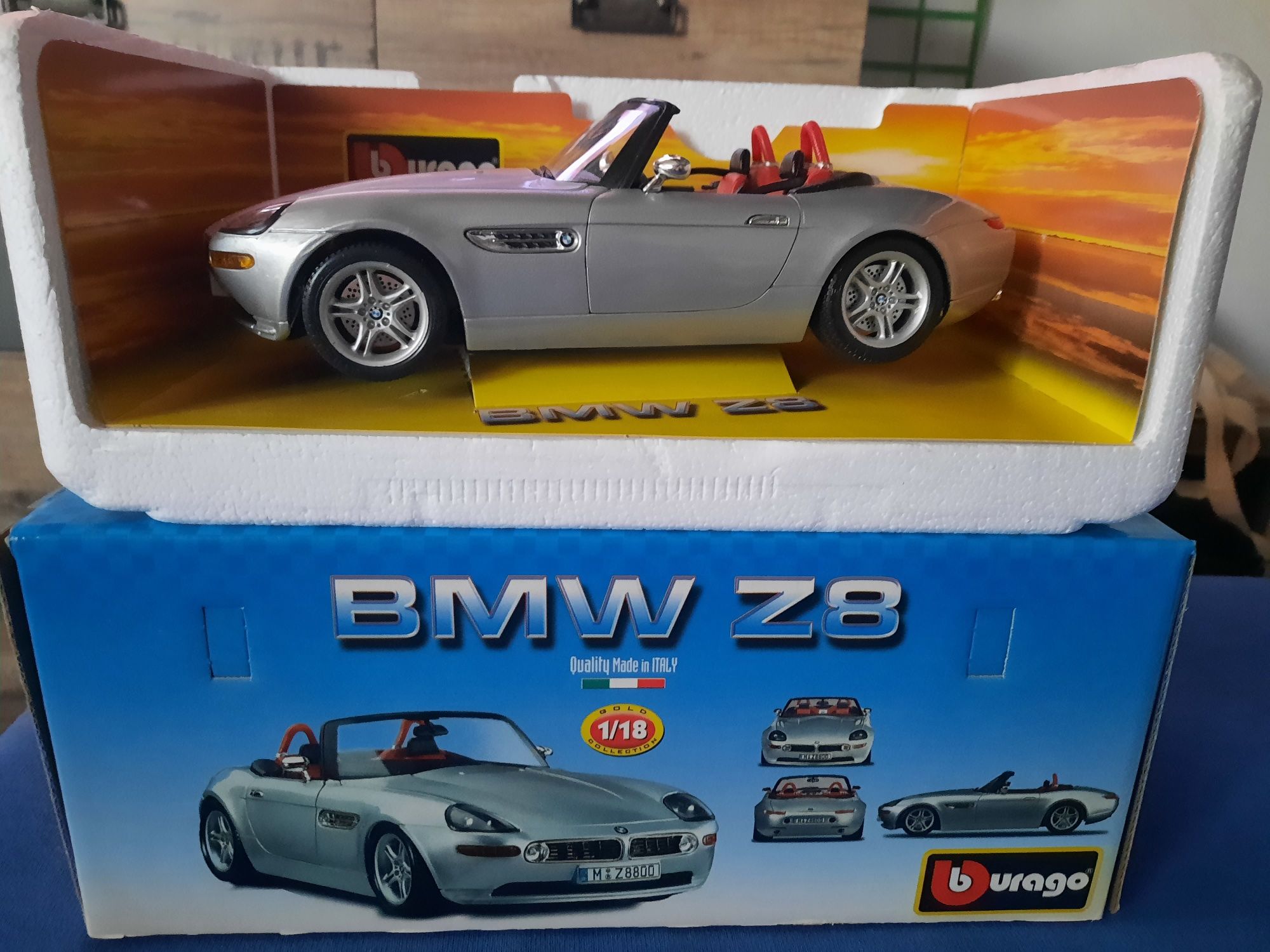 Auto Samochód Kolekcjonerski BMW Z8 Bburago 1:18