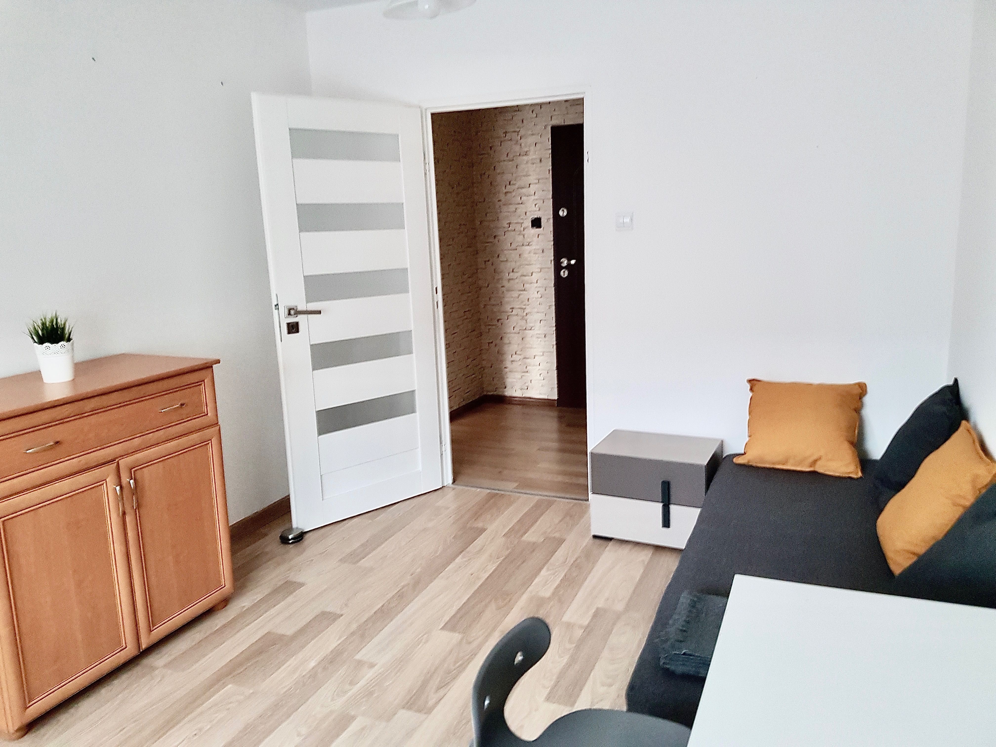 Wynajmę mieszkanie 51m2, 2 pokoje, 1 piętro