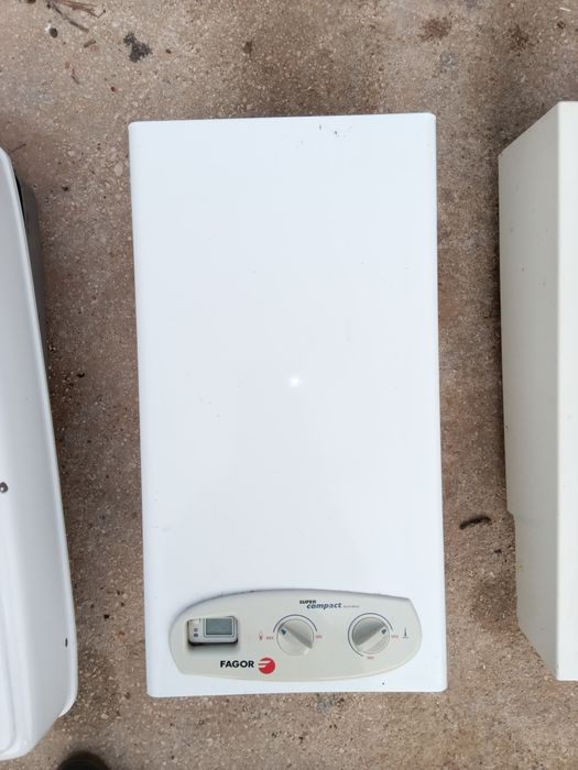 Venda de 3 esquentadores para  desocupar.   l