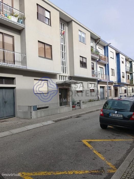 t2+1 Centro de Ermesinde Rua Dr. Alberto Lemos 1º Andar