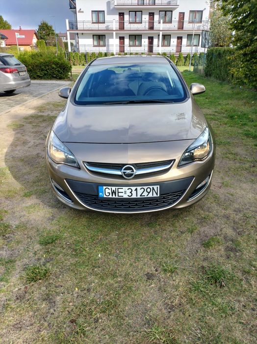 Opel Astra J 1.4 T 140KM LPG sedan