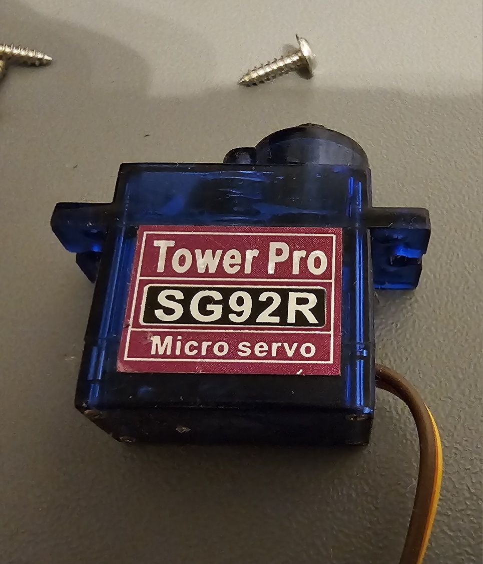 Serwo TowerPro SG-92R - micro