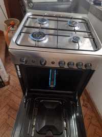 Fogão indesit impecável