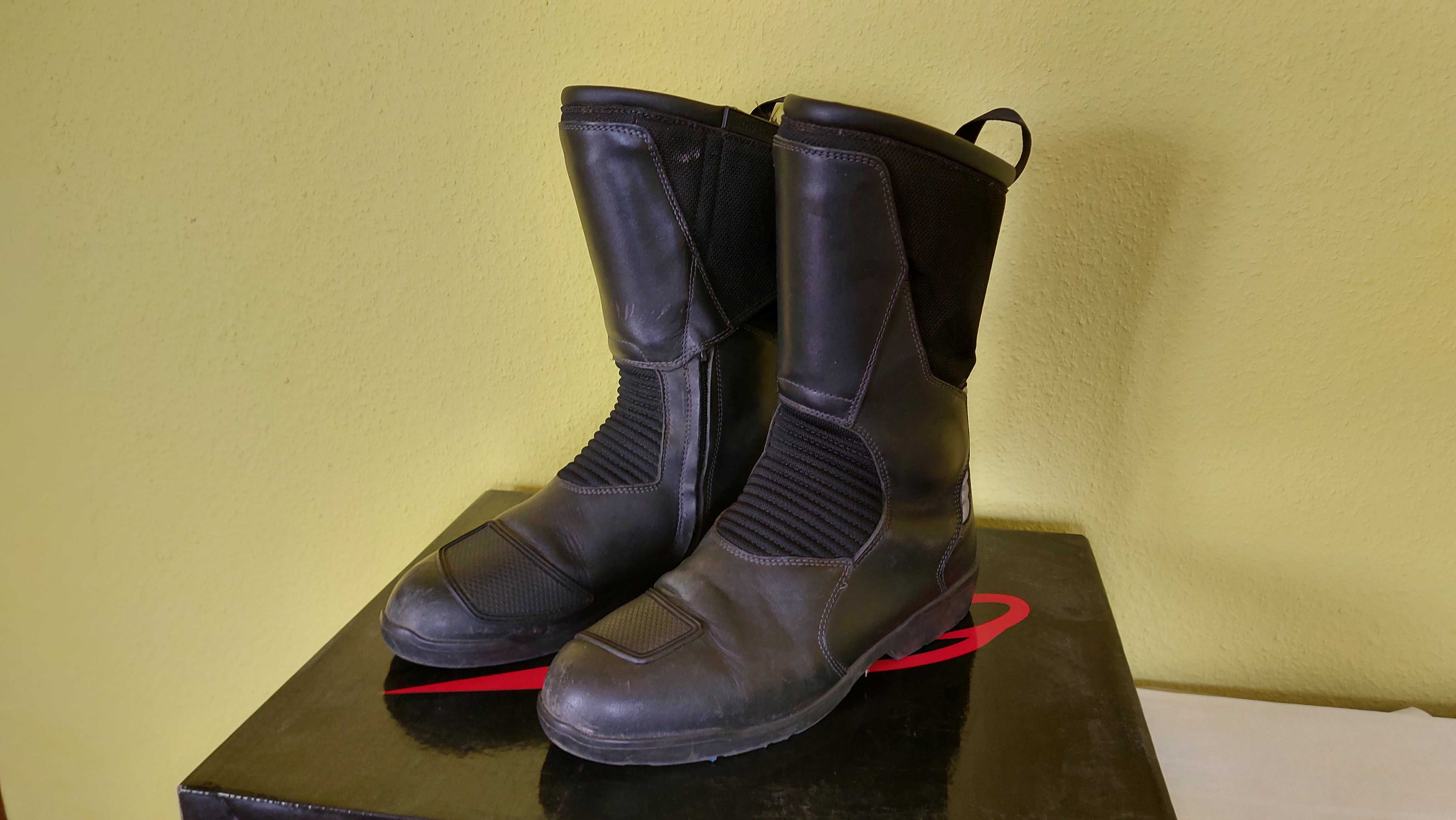 Buty motocyklowe BMW gore tex 42