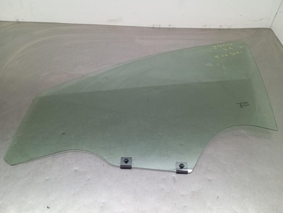 Vidro porta frente esquerda DACIA Sandero III