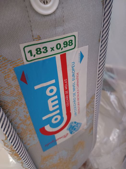 Colchão usado 1,83 por 0,98