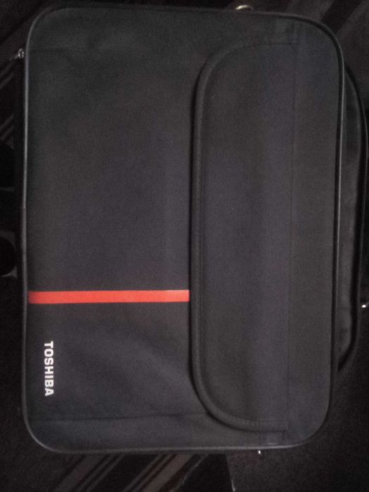 TOSHIBA не рабочий.