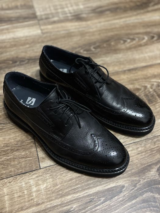 Чоловіче шкіряне взуття