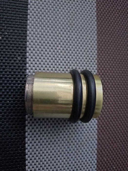 Стопор дверний підлоговий для дверей золотий