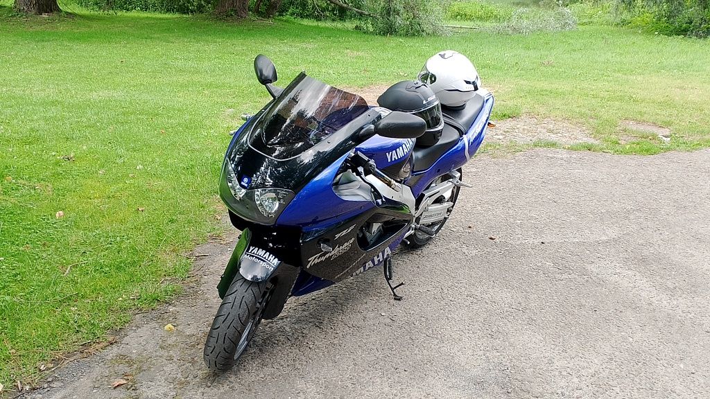Yamaha thunderace yzf1000r