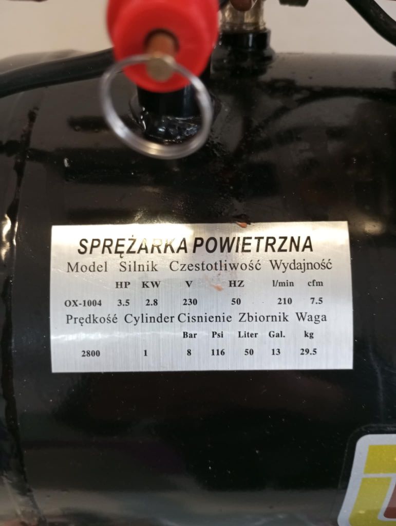 Kompresor olejowy 50L ONEX GERMAN
Stan nowy powystawowy
Kompresor olej