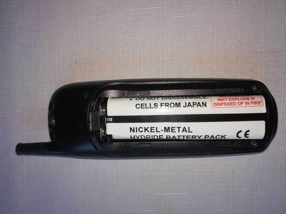 Telefon komórkowy zabytkowy z antenką