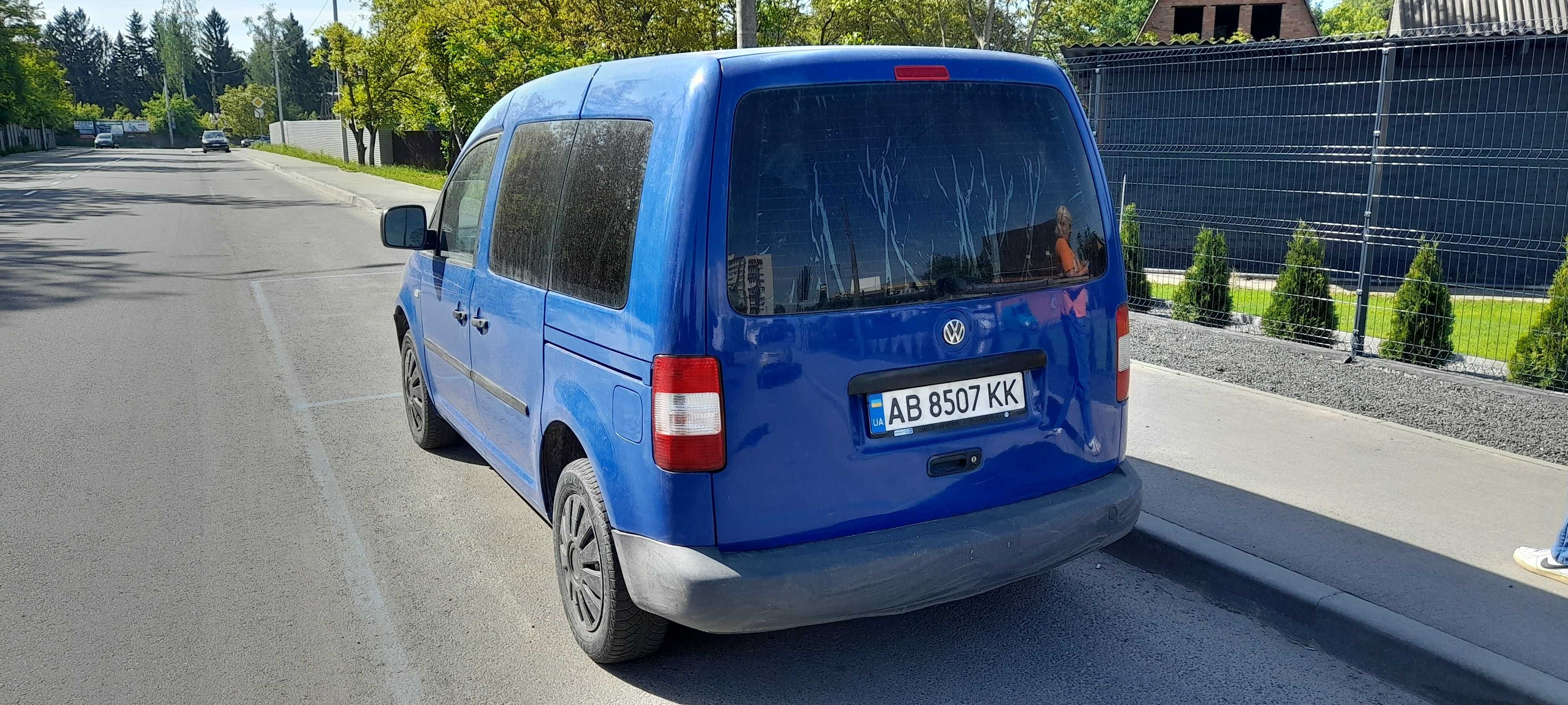 Volkswagen caddy 2008 год