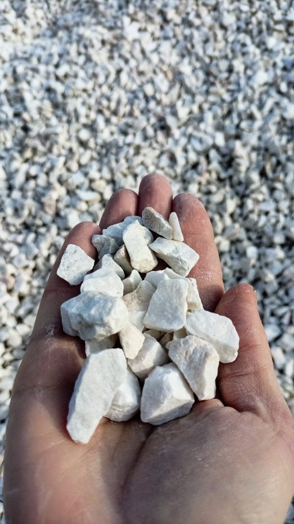 Grys granitowy kamien ozdobny mączka bazaltowa otoczak