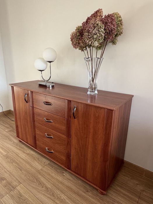 REZERWACJA! Komoda salon nowa stan bardzo dobry oddam za darmo