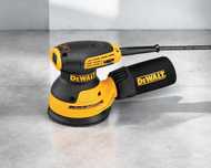 KOMPAKTOWA Szlifierka DeWalt 280W 125mm ANTYPOŚLIZGOW Uchwyt Regulacja