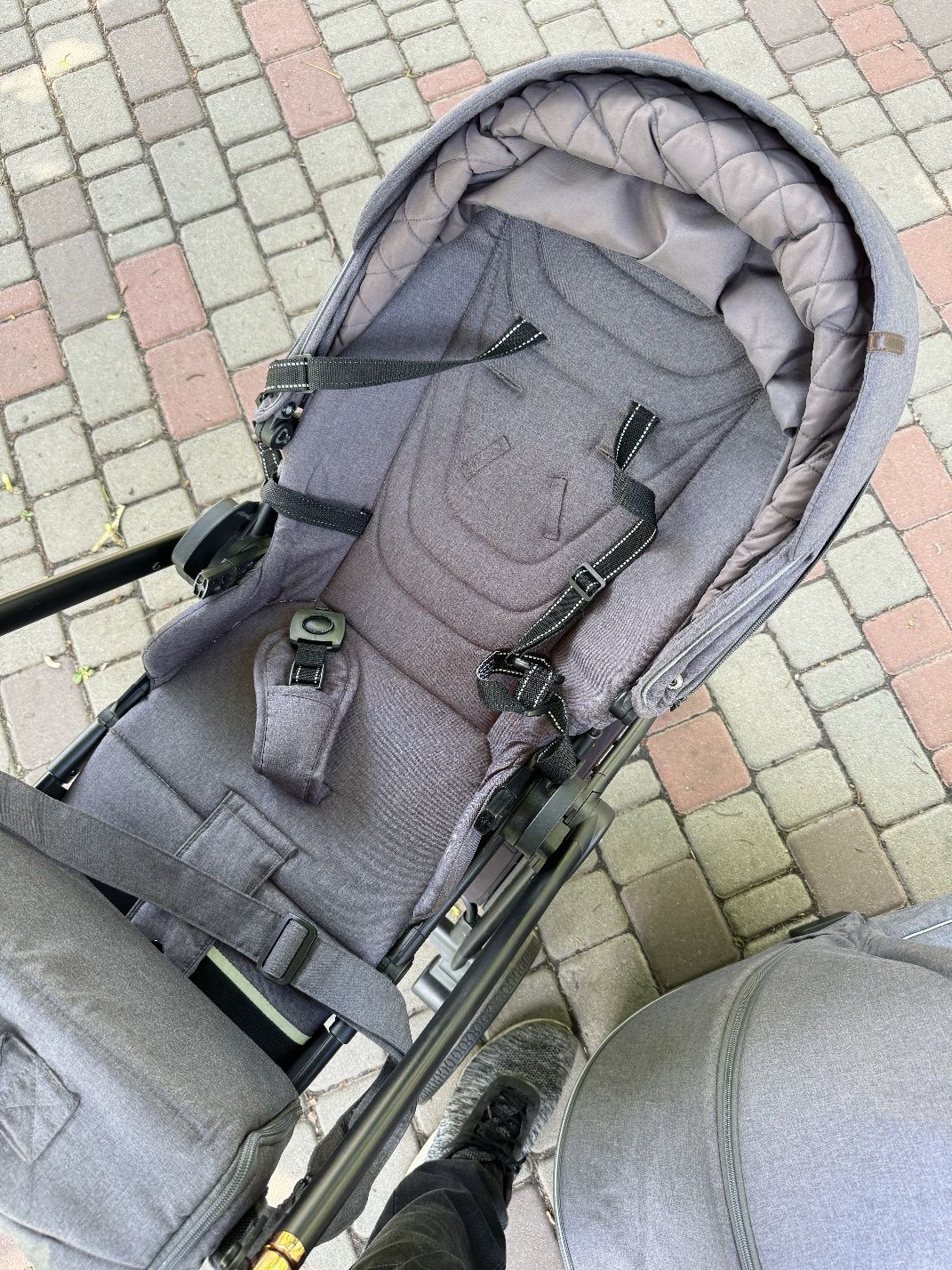 Коляска 3 в 1 CARRELLO Epica 8510/1