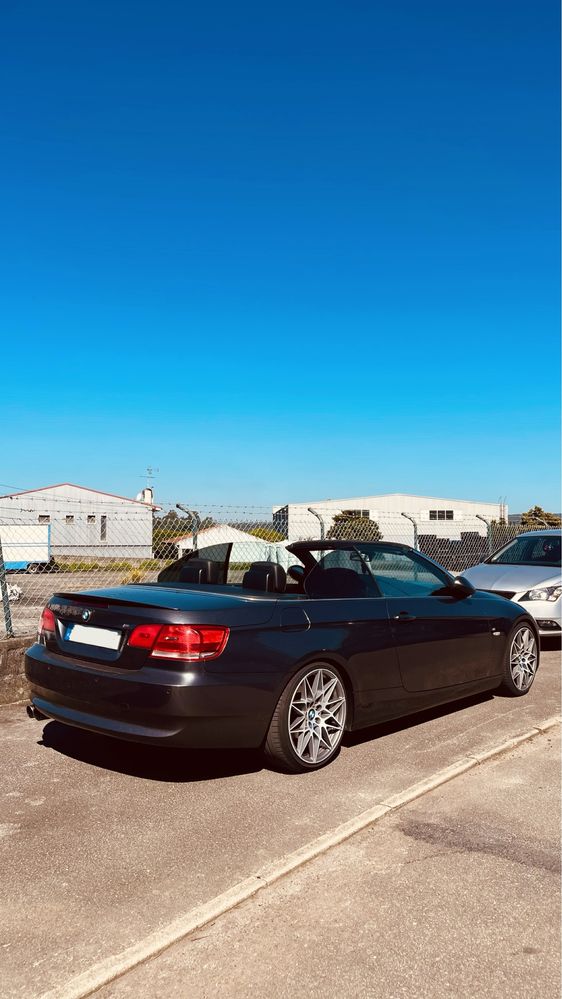 Casa-te num descapotável! Aluguer BMW E93 cabrio