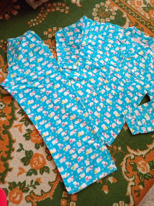 Детские  пижамы  и  кигуруми.