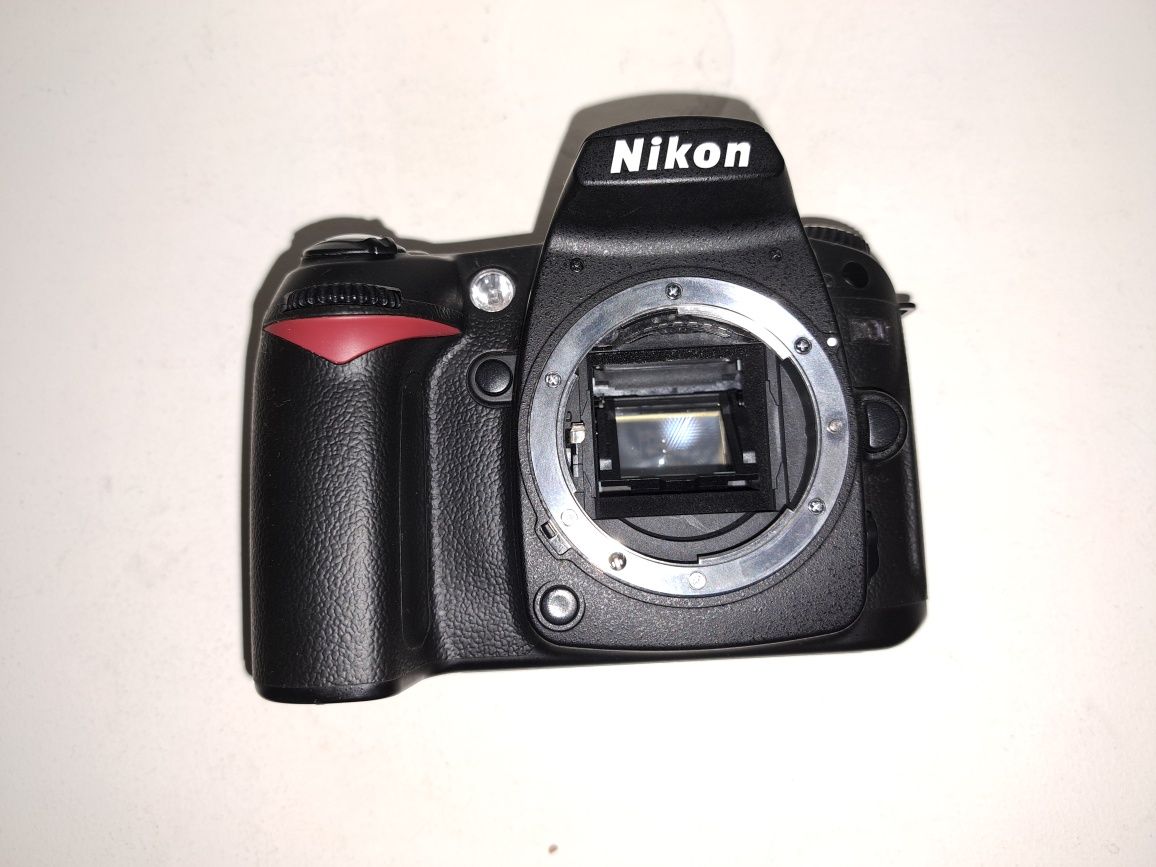 2 Nikon para arranjar