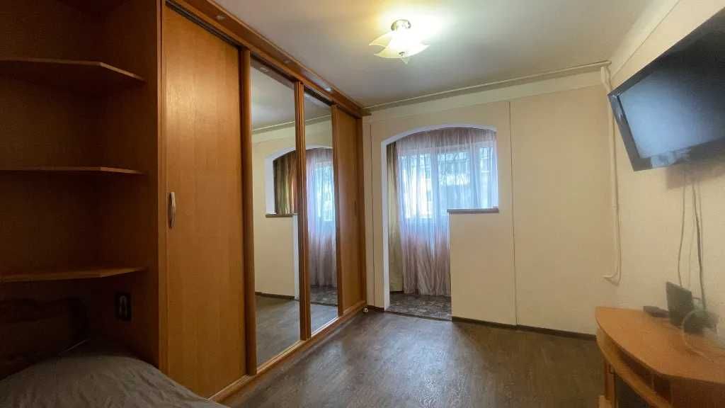 Продам  3к квартиру с ремонтом ж/м Приднепровск/Левый берег