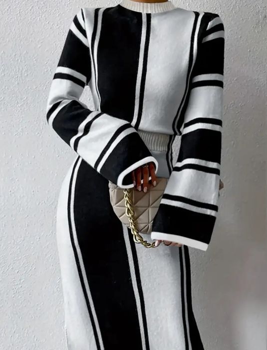 Ciepła sukienka dzianinowa na zimę długa