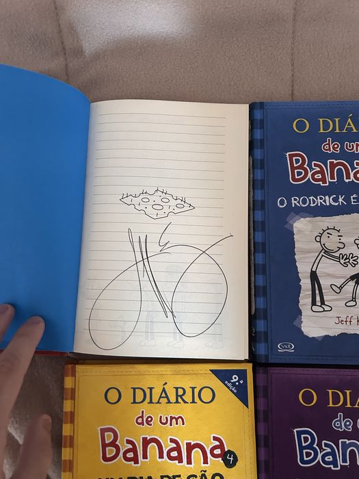 Coleção diário de um banana 1-10 assinana por autor em 2015