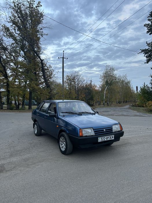 Продам ваз 21099