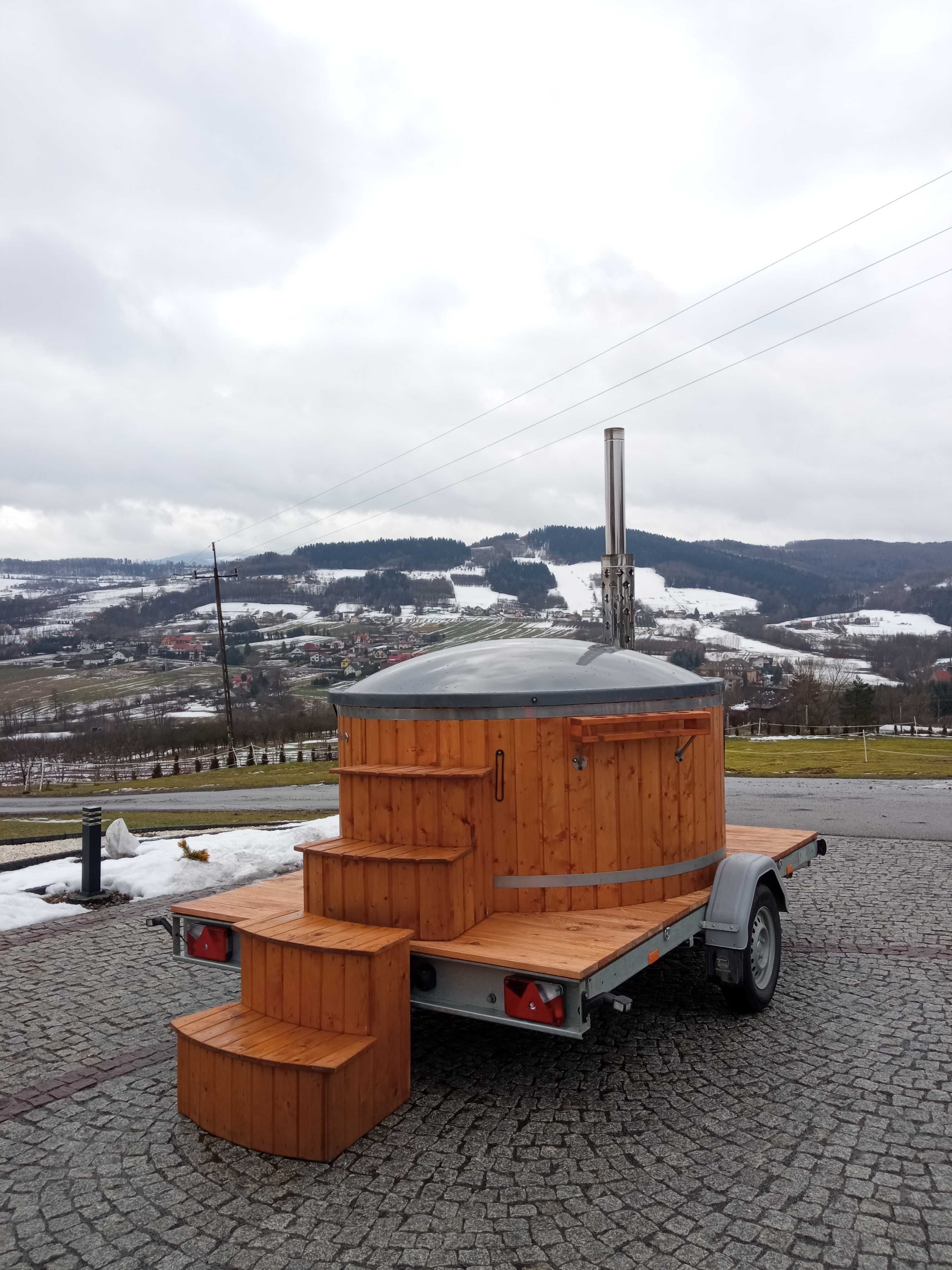 Wynajem mobilnej bali/jacuzzi