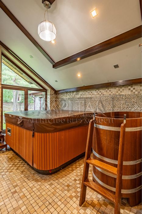 Срочно‼️Продажа дома Березовка,бассейн! Сауна! чан!