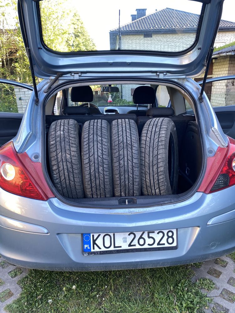 Opel corsa D, 2006, 1.2