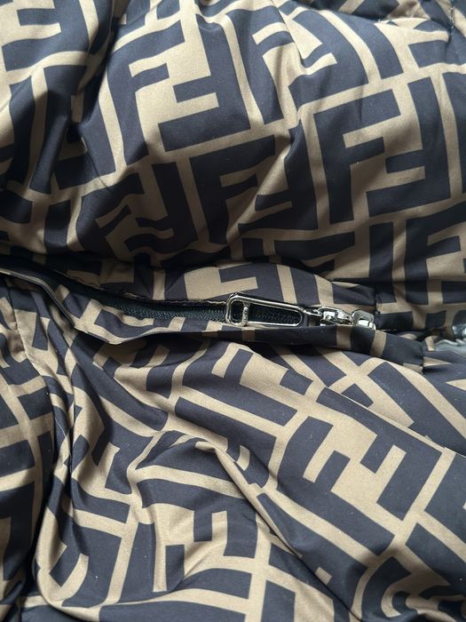 Куртка Fendi оригинал