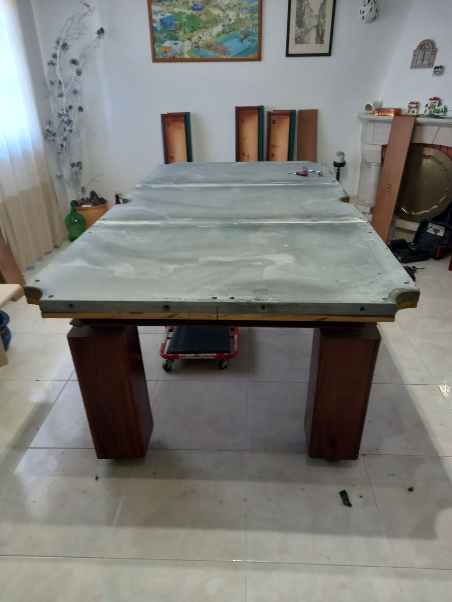 Assistência técnica a bilhares e snookers