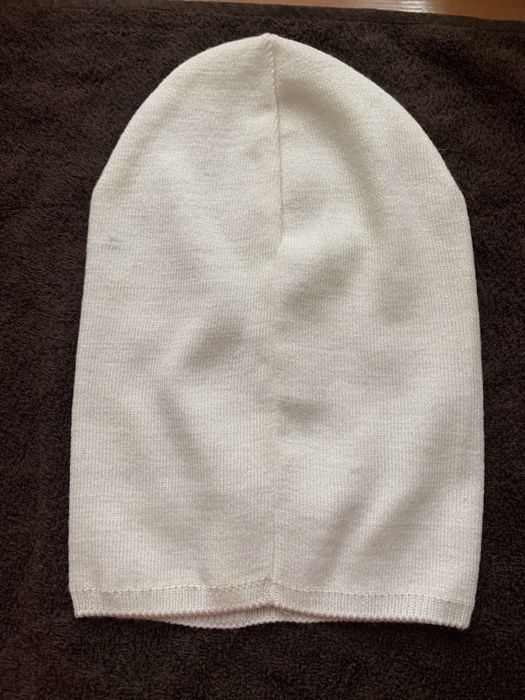 Шапка жіноча