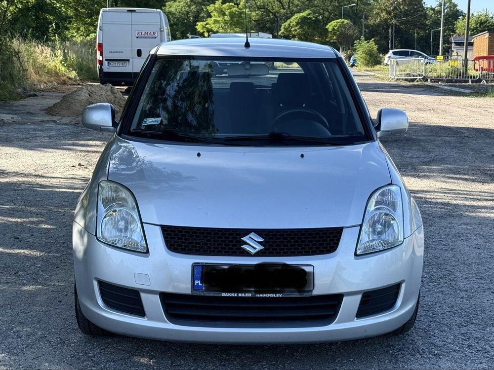 Suzuki swift 1.3 d bez dpf webasto 5 d alu hak sprawny zdrowy zamiana