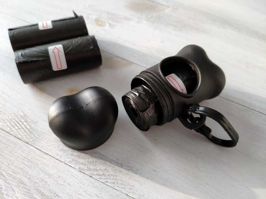 Etui na kupoworki dla psa + 3 rolki