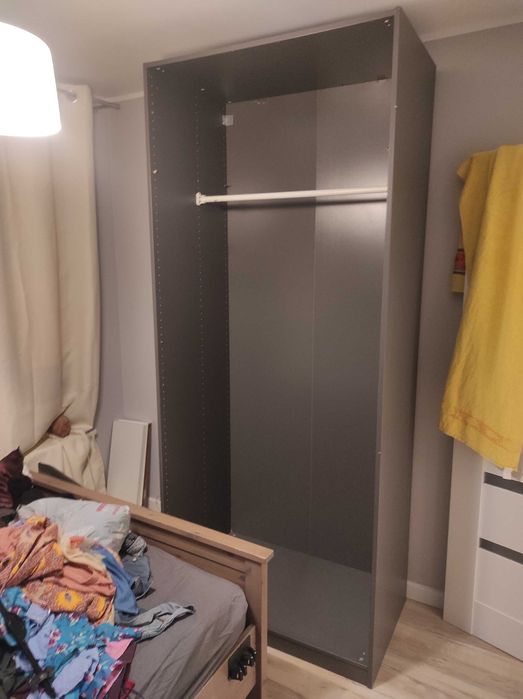 Szara szafa Ikea pax korpus 100