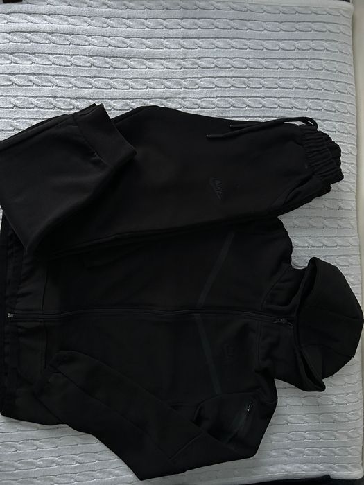 Zestaw ubrań dla chłopca rozmiar 140