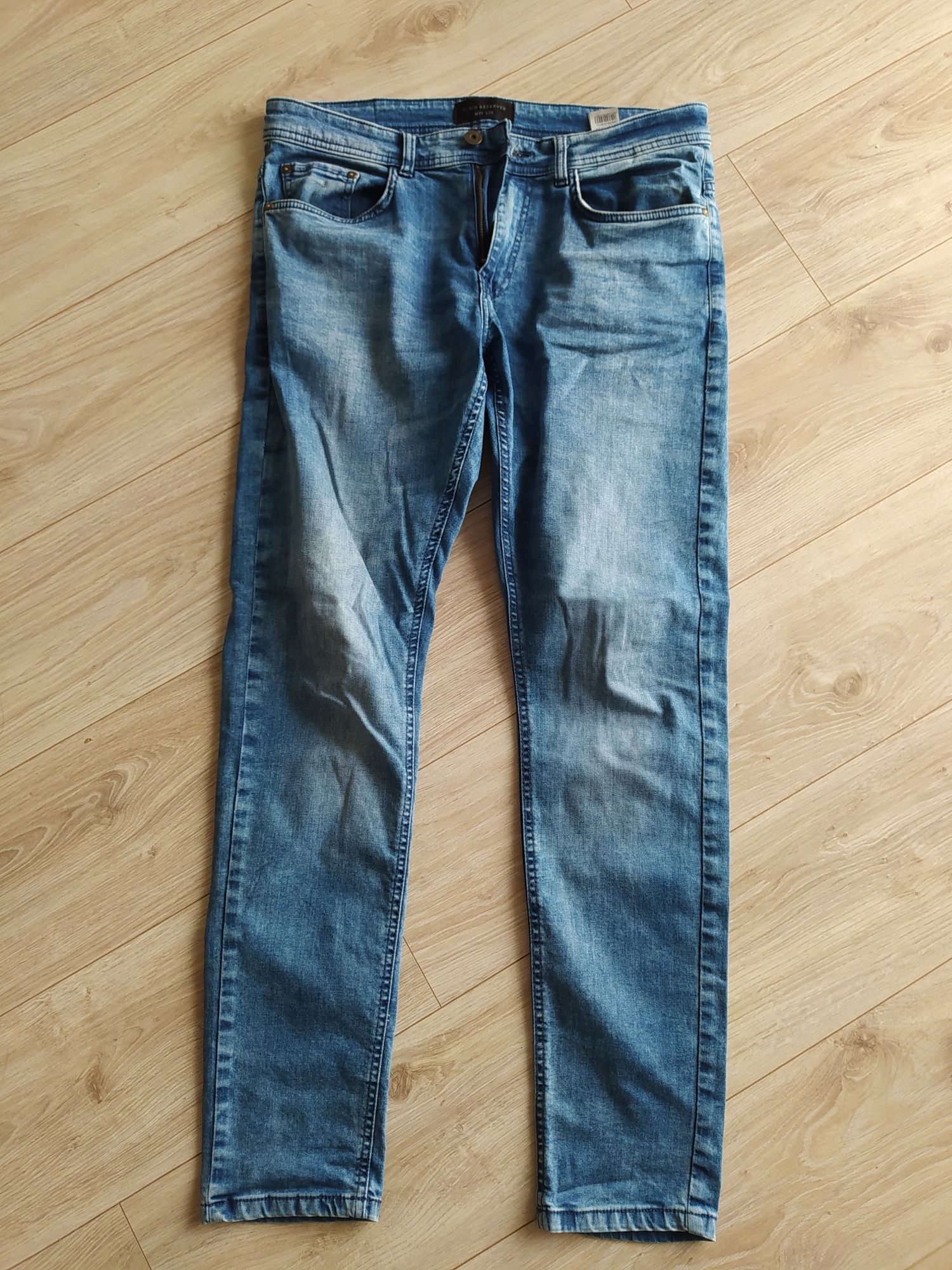 OKAZJA! Spodnie jeansy Reserved 31/34 !