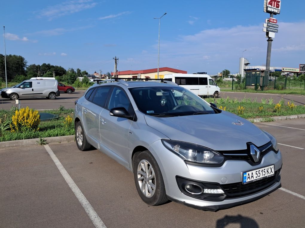 Продам авто рено меган 2015р.в
