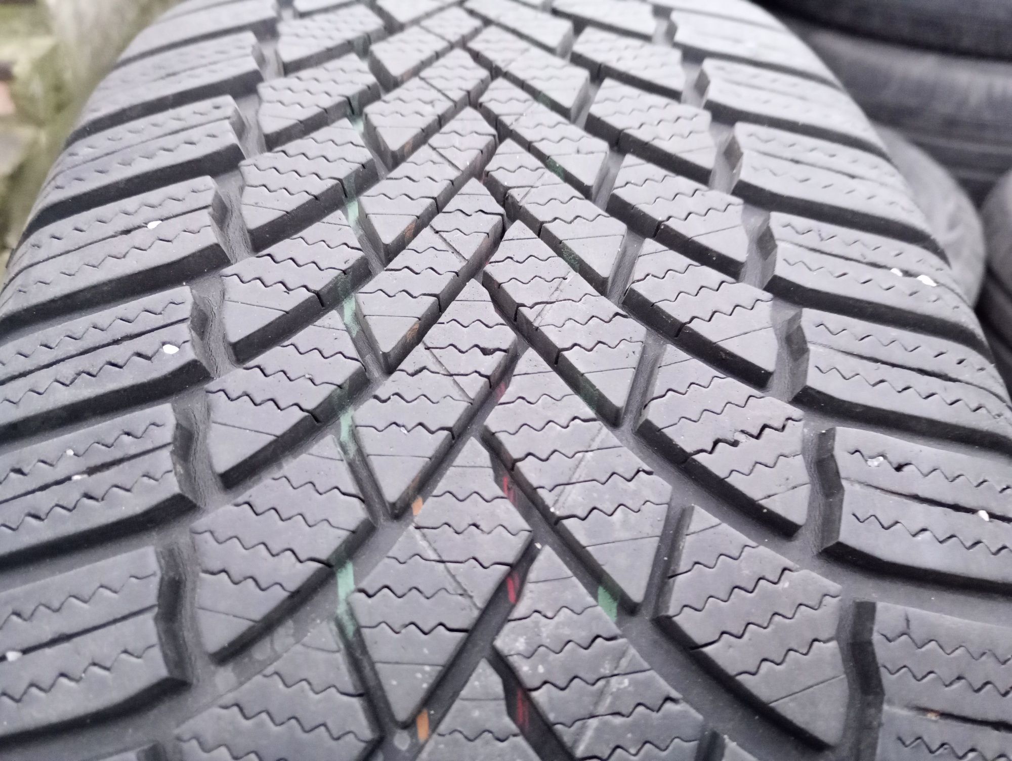 Opony 2szt 215/55/17 98V Bridgestone Blizzak LM005 Idealne 7,2mm