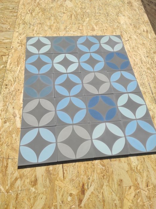Kafle płytki ceramiczne 6,5m2  "Kółka z pieskiem", Purpura, impregnaty
