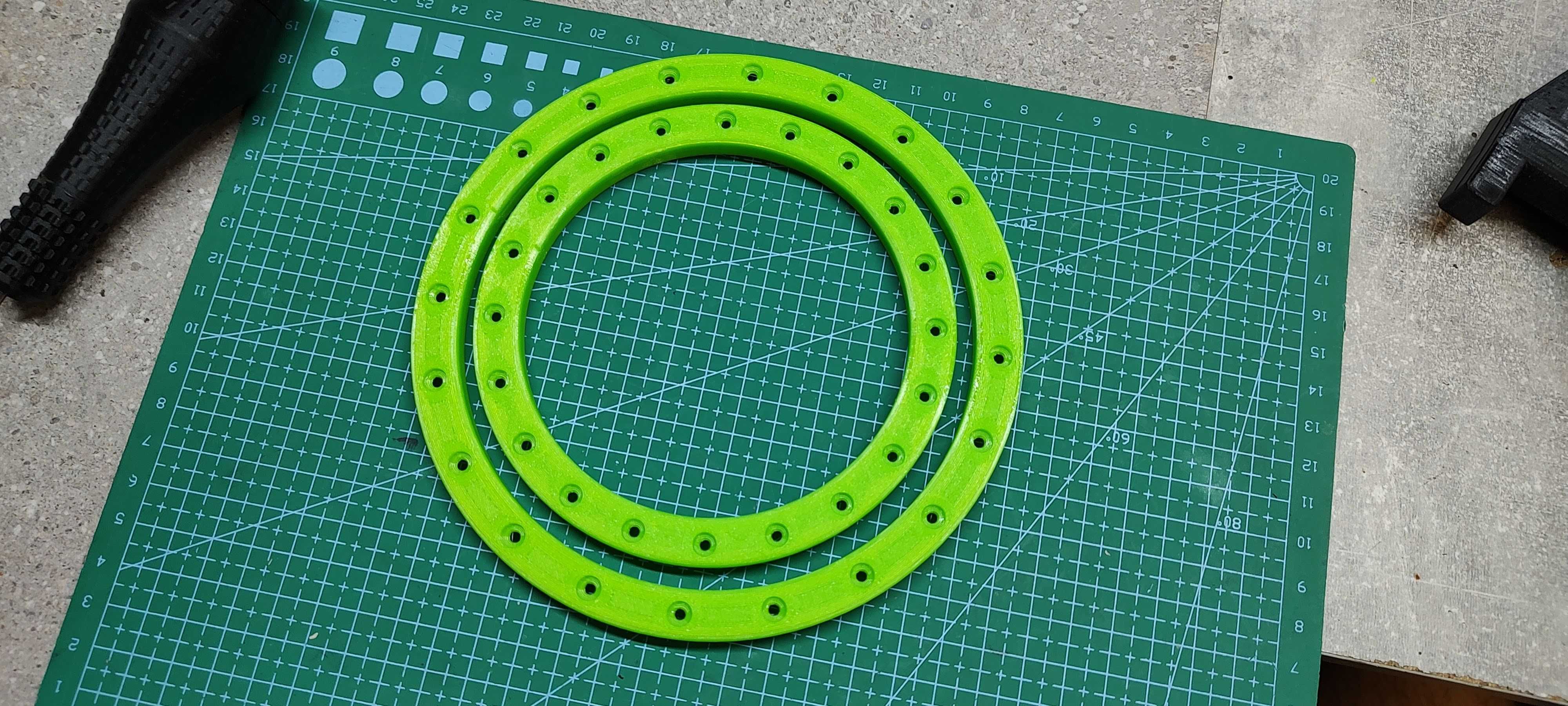 Opcjonalne Pierścienie do kół Proline z Felgami Pro-Loc 4.3”