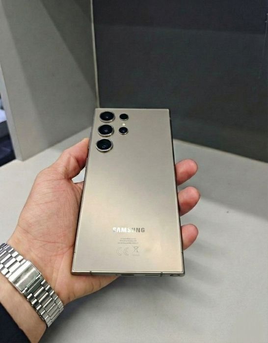 Samsung S24 Ultra - 12/256, Глобальний, 2 сім карти + E-sim