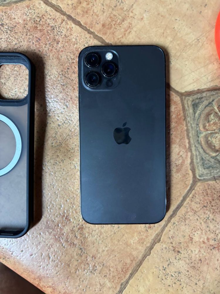 IPhone 12 pro 128