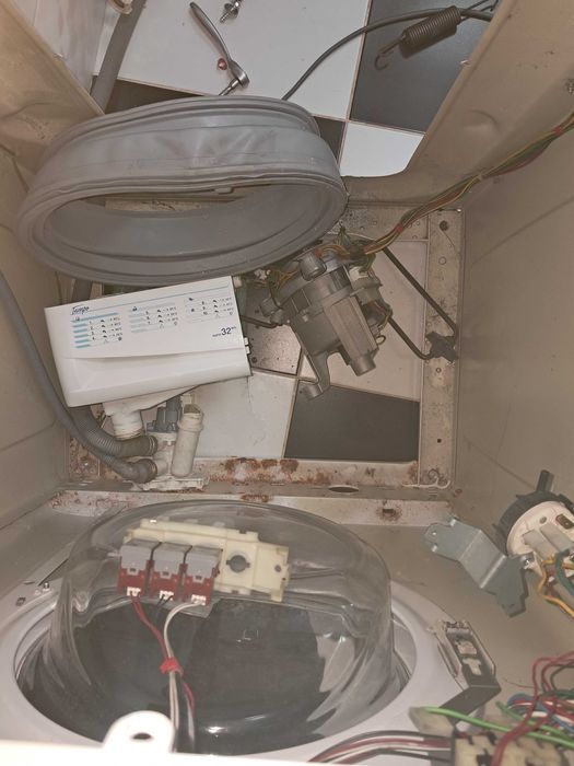 Пральна машина Candy CBE1025T