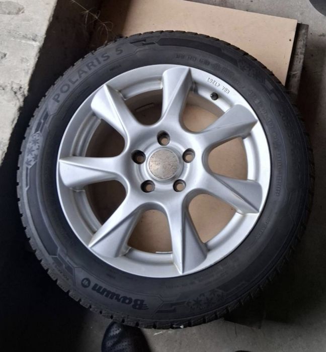 4 x opony zimowe 23r 205/55/16 + alufelgi z Mercedes B Klasa
