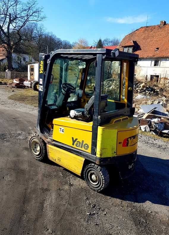 Wózek widłowy elektryczny Yale ERP25ALF 15r udźwig 2.6t waga 4740kg