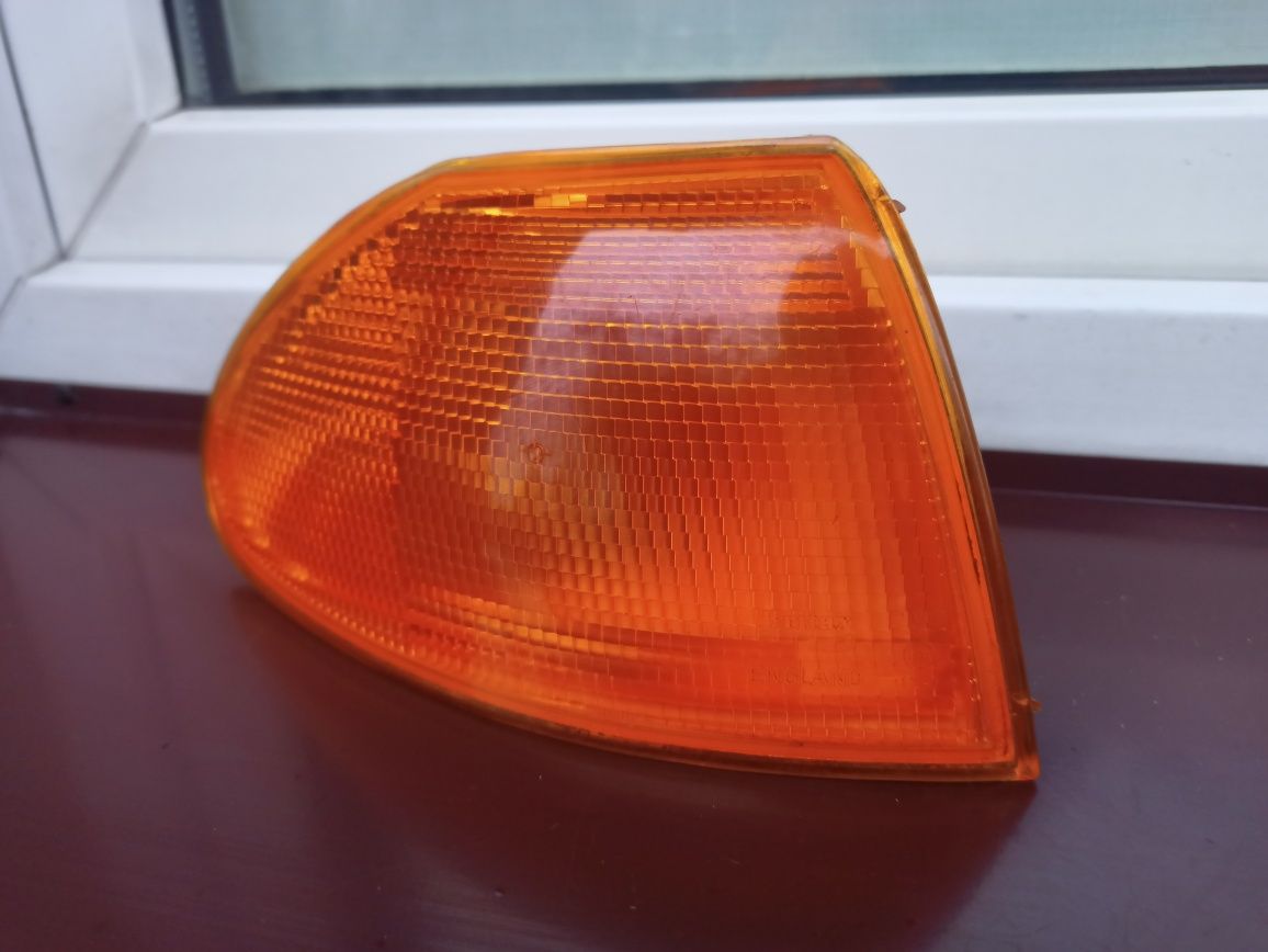 Opel Astra F kierunkowskazy kierunki prawy lewy komplet