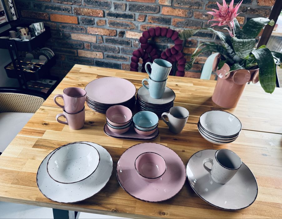 Zastawa stolowa 37 elementow